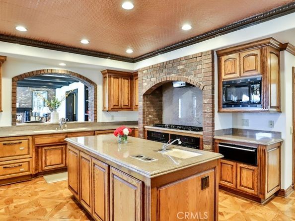 25782 Highplains Terrace, Laguna Hills CA 92653