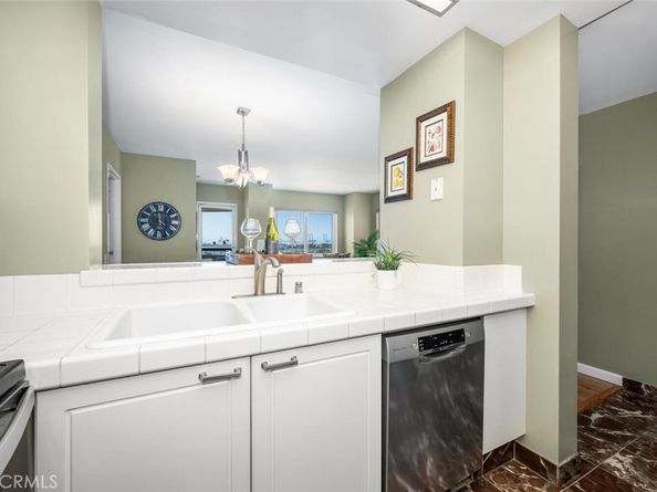 525 E Seaside Way 904, Long Beach CA 90802
