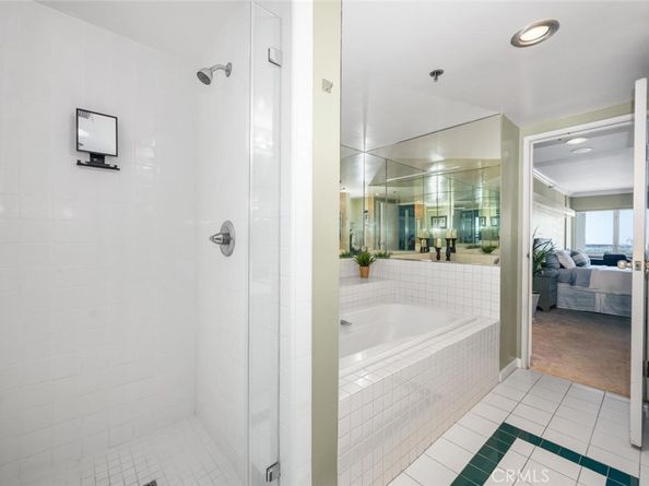 525 E Seaside Way 904, Long Beach CA 90802