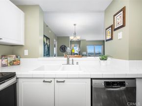 525 E Seaside Way 904, Long Beach CA 90802