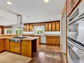 25 Bennington, Irvine CA 92620