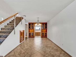 25 Bennington, Irvine CA 92620