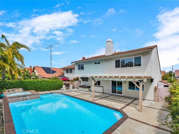 25 Bennington, Irvine CA 92620