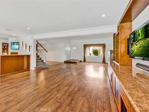 25 Bennington, Irvine CA 92620