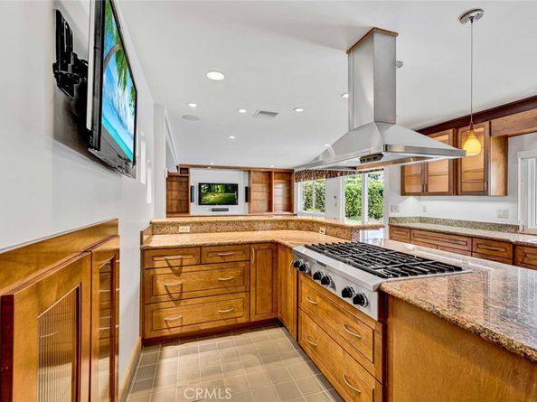 25 Bennington, Irvine CA 92620