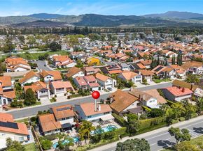 25 Bennington, Irvine CA 92620