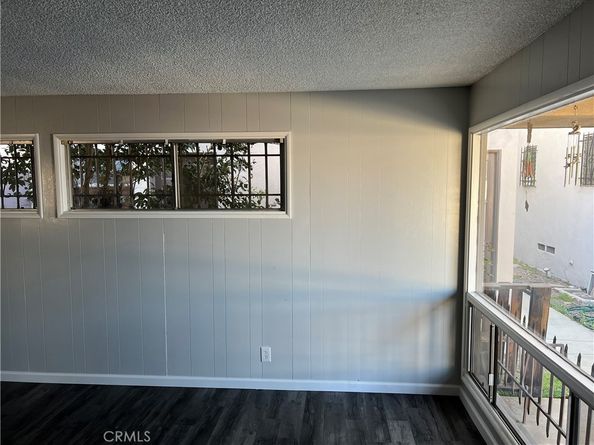 1921 E Washington Street, Long Beach CA 90805