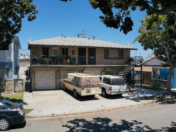 1921 E Washington Street, Long Beach CA 90805