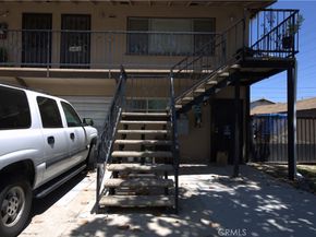 1921 E Washington Street, Long Beach CA 90805