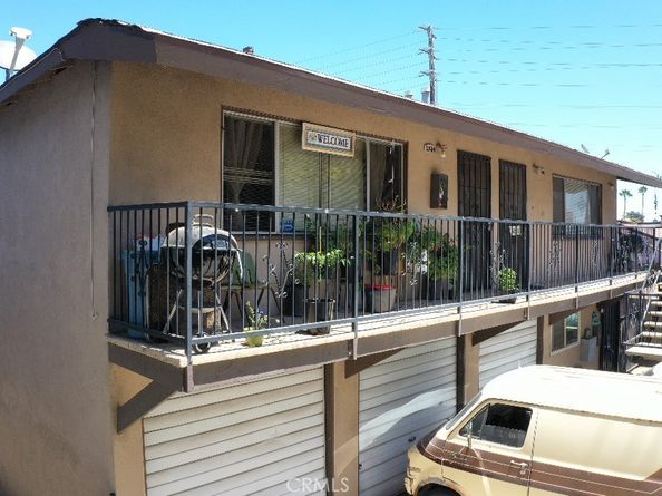 1921 E Washington Street, Long Beach CA 90805