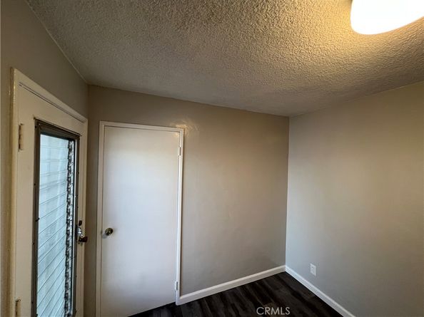 1921 E Washington Street, Long Beach CA 90805