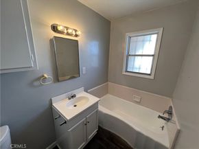 1921 E Washington Street, Long Beach CA 90805