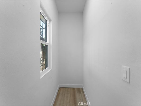 752 E 17th Street, Los Angeles CA 90021