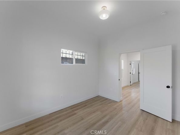 752 E 17th Street, Los Angeles CA 90021