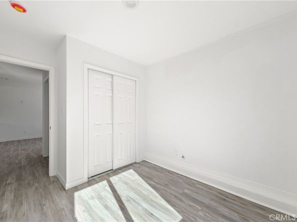 8819 Reading, Los Angeles CA 90045