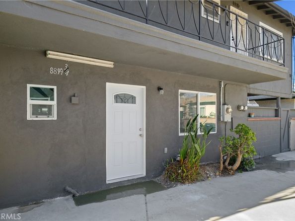 8819 Reading, Los Angeles CA 90045