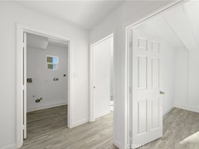 8819 Reading, Los Angeles CA 90045