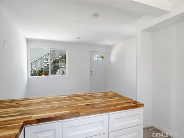 8819 Reading, Los Angeles CA 90045