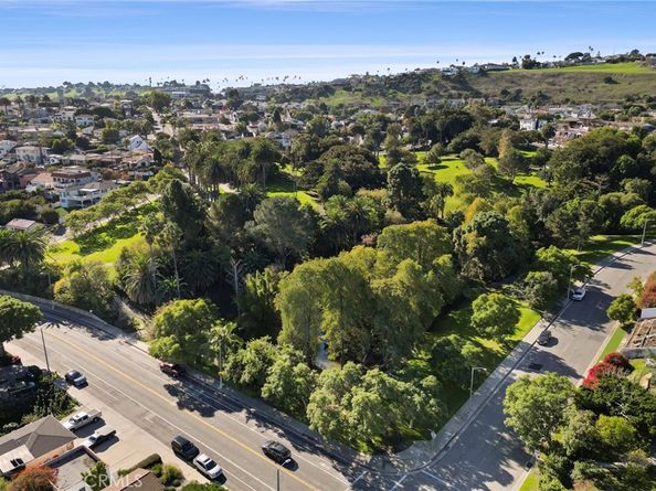 1212 S Weymouth, San Pedro CA 90732