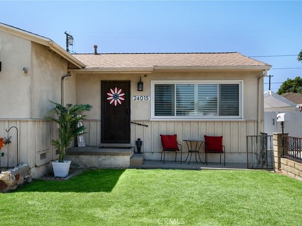 24015 Neptune Avenue, Carson CA 90745