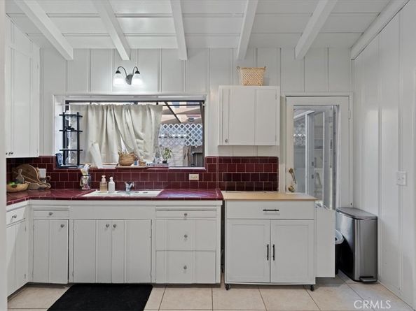 6025 E Seaside Walk, Long Beach CA 90803