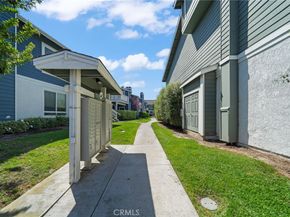 12042 Sylvan River 4, Fountain Valley CA 92708