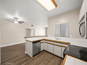 12042 Sylvan River 4, Fountain Valley CA 92708