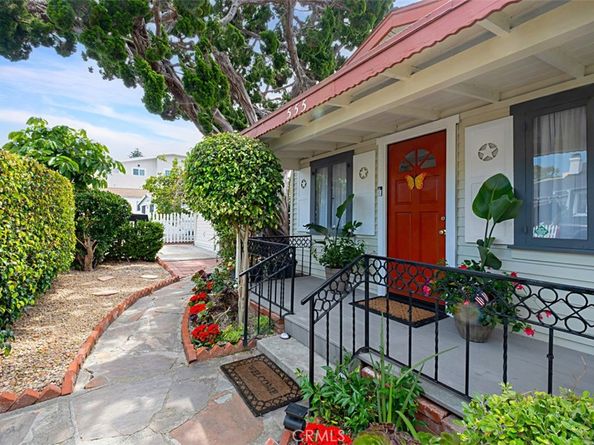555 Through Street, Laguna Beach CA 92651