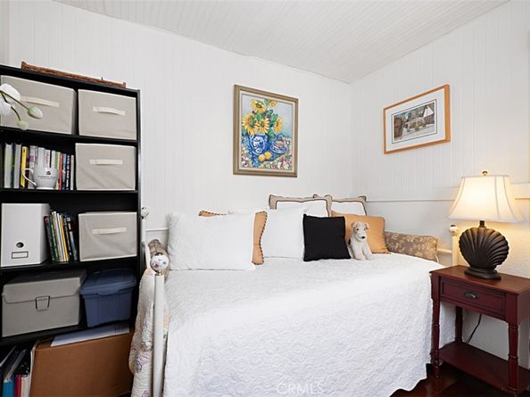 555 Through Street, Laguna Beach CA 92651