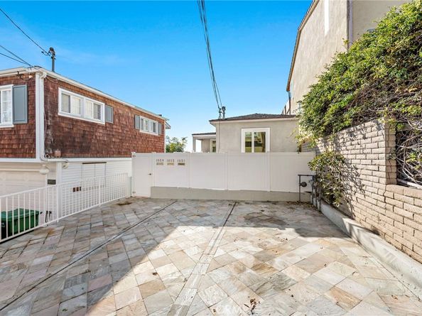 1051 Gaviota Drive, Laguna Beach CA 92651