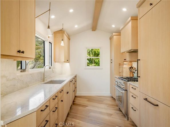 31831 Sunset Avenue, Laguna Beach CA 92651