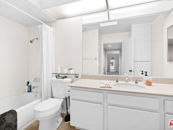 4210 Via Arbolada 307, Los Angeles CA 90042