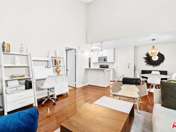 4210 Via Arbolada 307, Los Angeles CA 90042