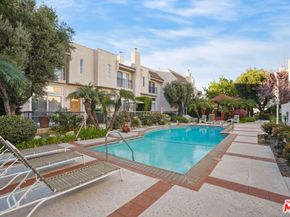 5333 Zelzah Avenue 338, Encino CA 91316