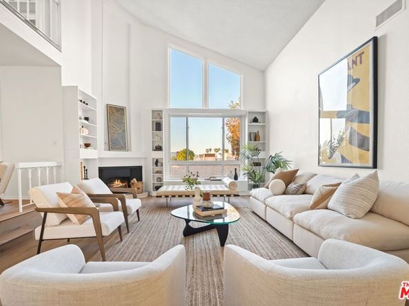 5333 Zelzah Avenue 338, Encino CA 91316