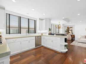 12218 Montana Avenue 302, Los Angeles CA 90049