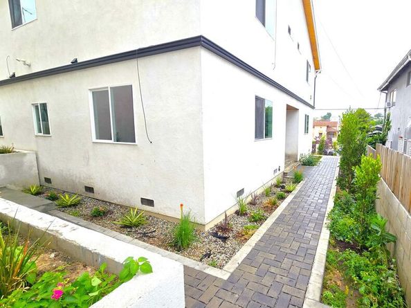 2516 Malabar Street, Los Angeles CA 90033