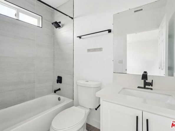 2516 Malabar Street, Los Angeles CA 90033