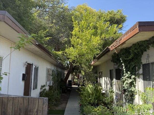 720 Salem Street, Glendale CA 91203