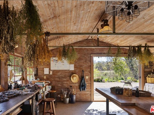 5949 Bonsall Drive, Malibu CA 90265