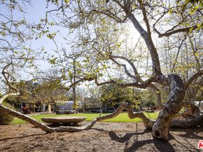 5949 Bonsall Drive, Malibu CA 90265