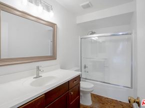 525 S Ardmore Avenue 121, Los Angeles CA 90020