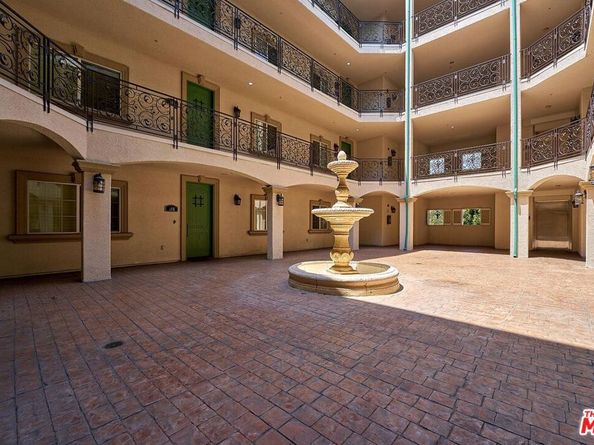 722 S Oxford Avenue 103, Los Angeles CA 90005