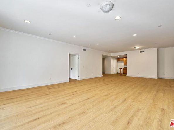 722 S Oxford Avenue 103, Los Angeles CA 90005