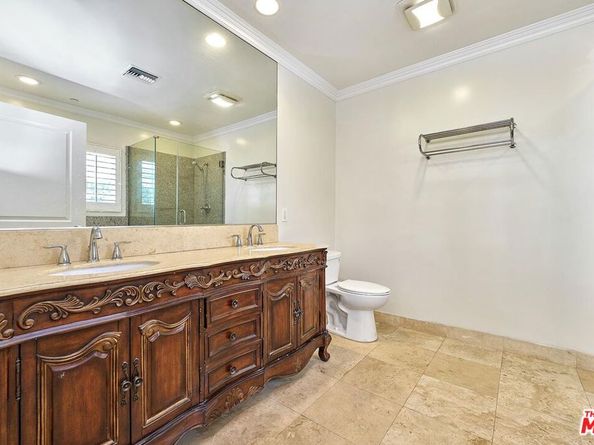 722 S Oxford Avenue 103, Los Angeles CA 90005