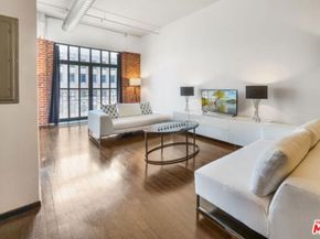 1645 Vine Street 905, Los Angeles CA 90028