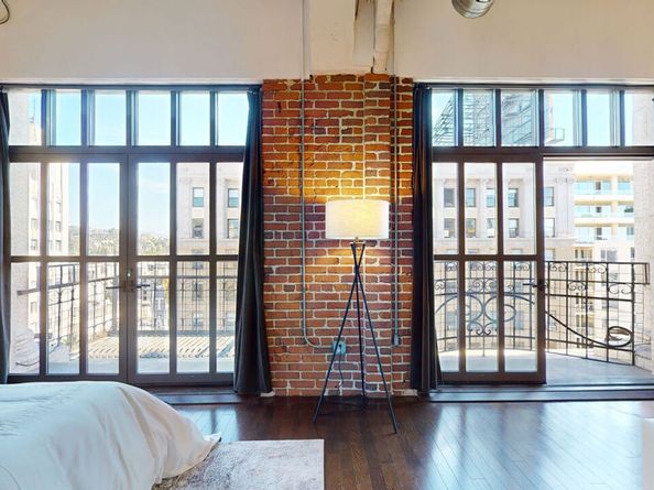 1645 Vine Street 905, Los Angeles CA 90028