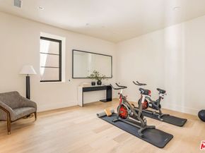 1749 Mandeville Lane, Los Angeles CA 90049