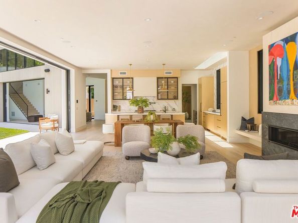 1749 Mandeville Lane, Los Angeles CA 90049