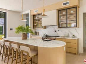 1749 Mandeville Lane, Los Angeles CA 90049